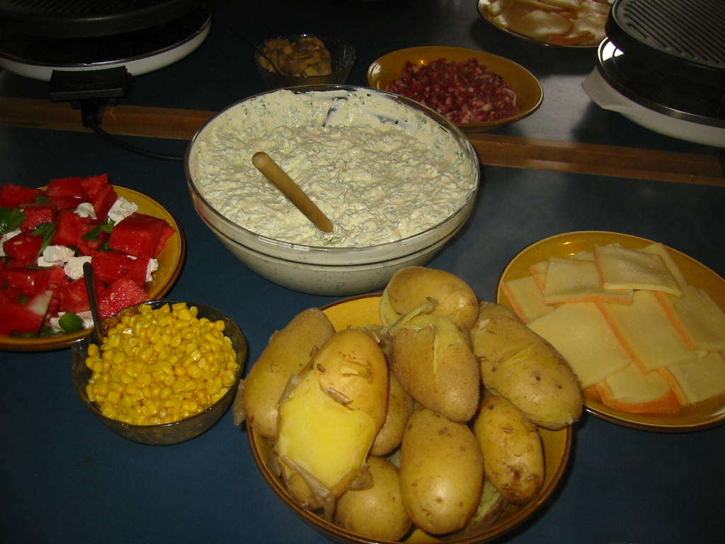 Raclette auf der Hütte